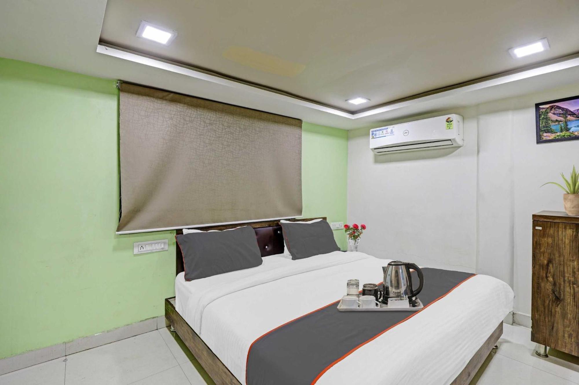 Hotel O Royal أحمد أباد المظهر الخارجي الصورة