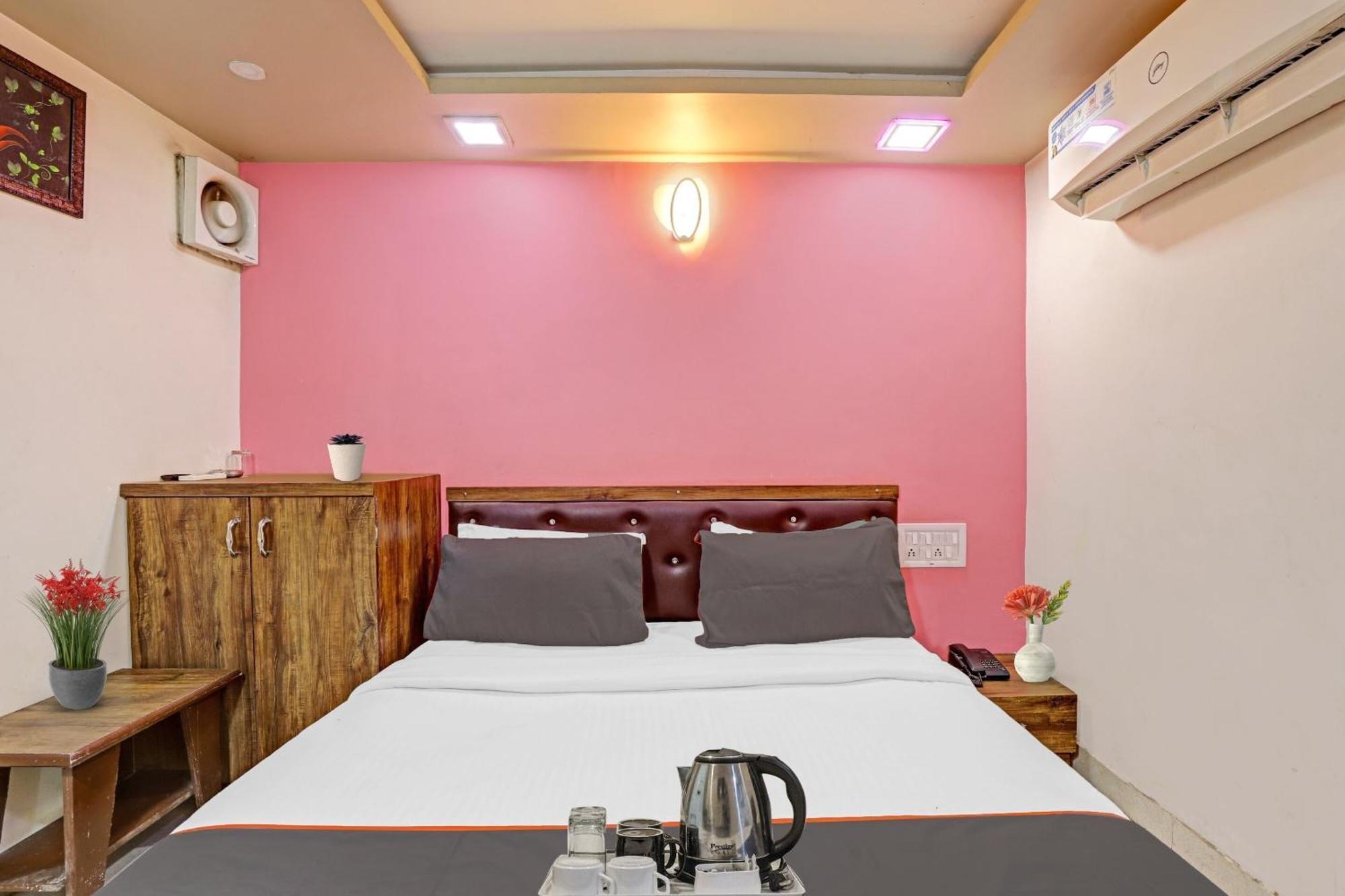Hotel O Royal أحمد أباد المظهر الخارجي الصورة