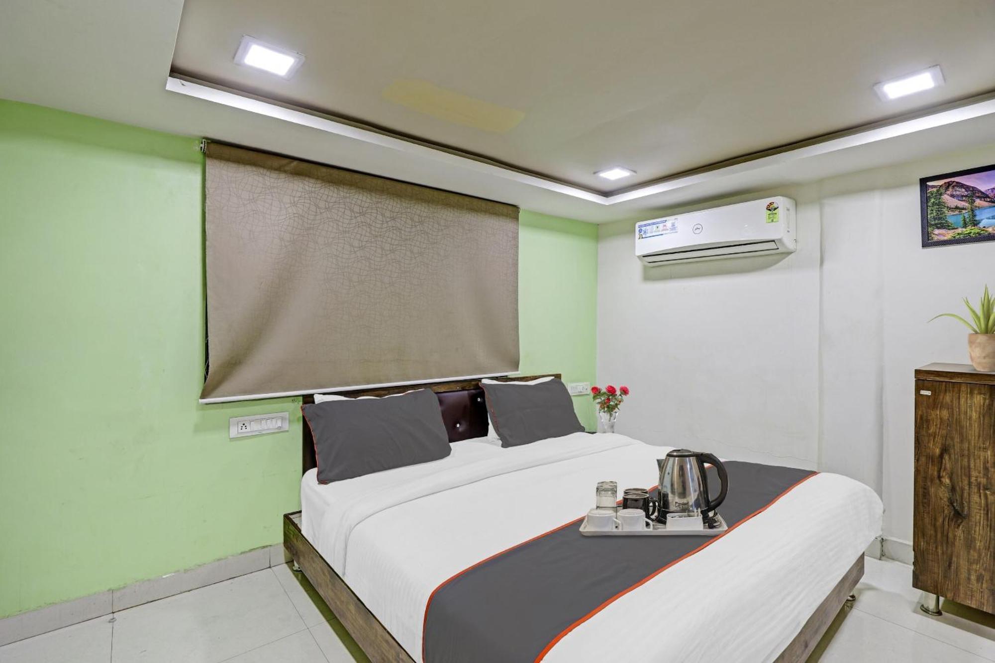 Hotel O Royal أحمد أباد المظهر الخارجي الصورة